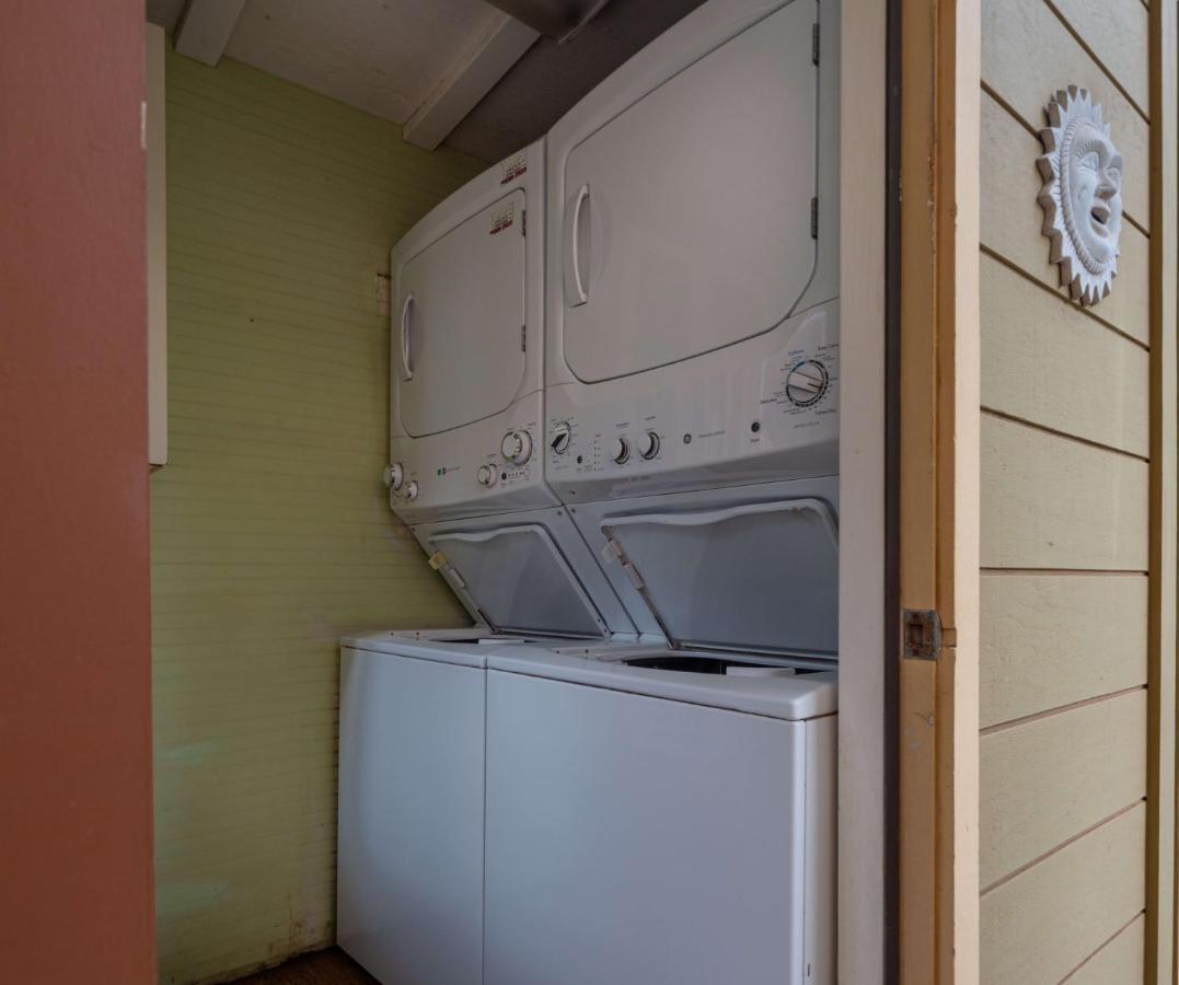 Studio With Mini Kitchen, Pool And Bbq, Pre-Renovation Summer Sale Kihei Exteriör bild