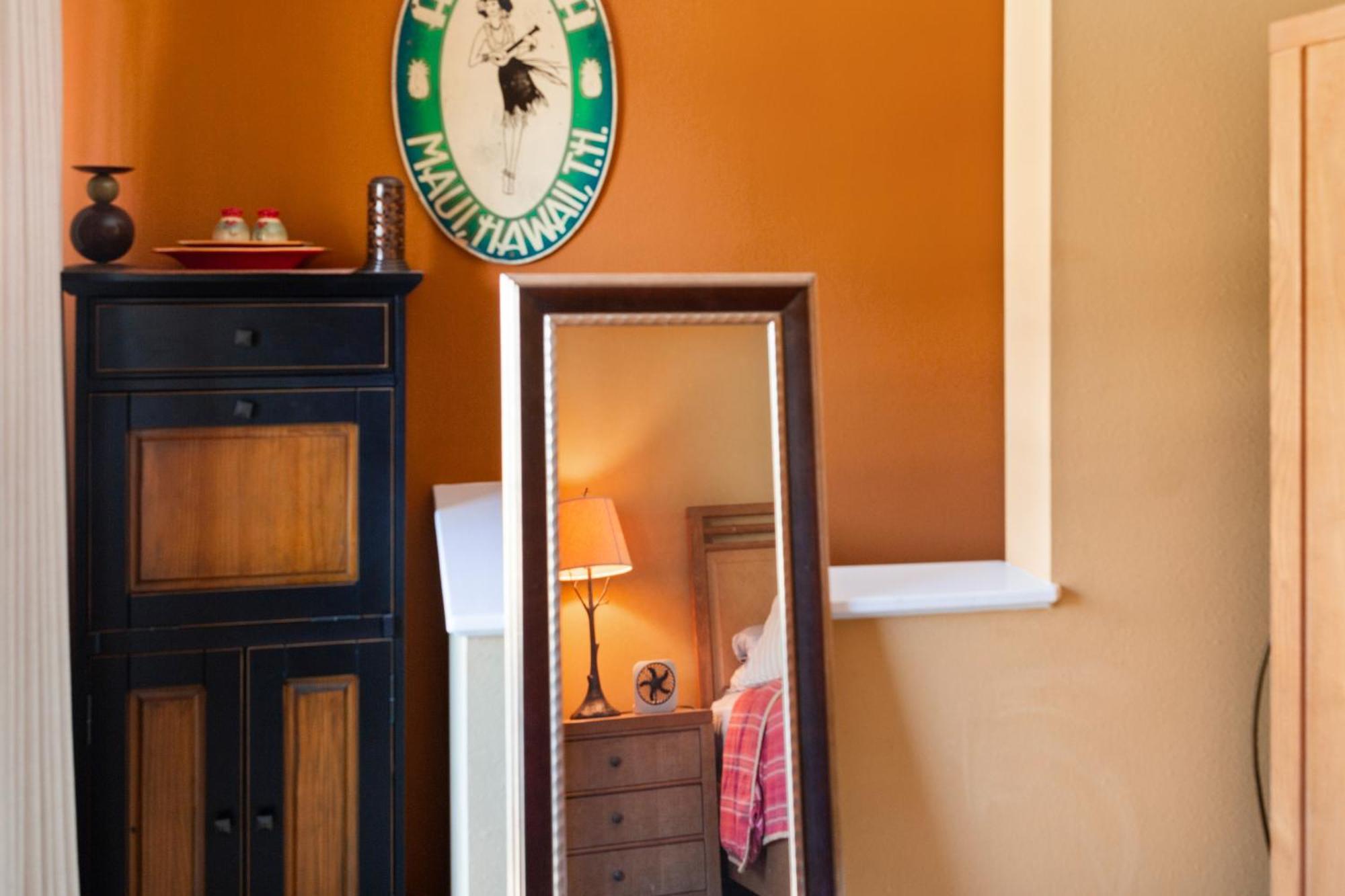 Studio With Mini Kitchen, Pool And Bbq, Pre-Renovation Summer Sale Kihei Exteriör bild